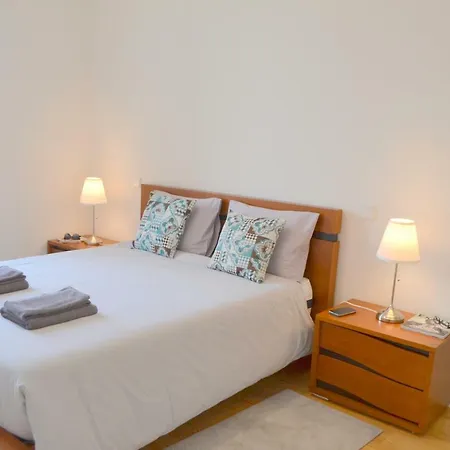 Apartment Rh Mouraria Garden, Swimming Pool & View Lissabon