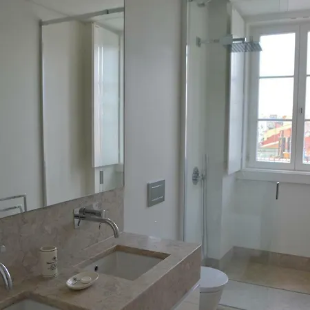 Apartment Rh Mouraria Garden, Swimming Pool & View *
